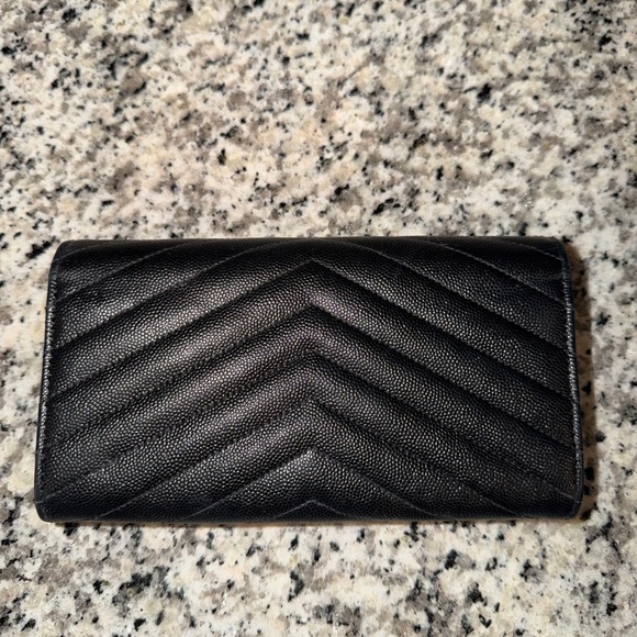 ✨Authentic! Yves Saint Laurent Black Chevron Women’s Wallet with Gold Logo✨ - Picture 5 of 5